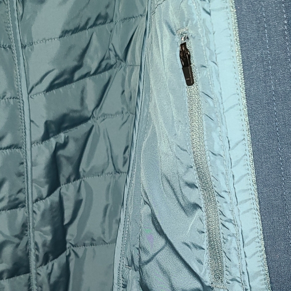 Patagonia Jacket - Picture 10 of 16